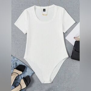 SHEIN | NWOT | Cream Ribbed Short Sleeve Bodysuit – Women's Size 3XL